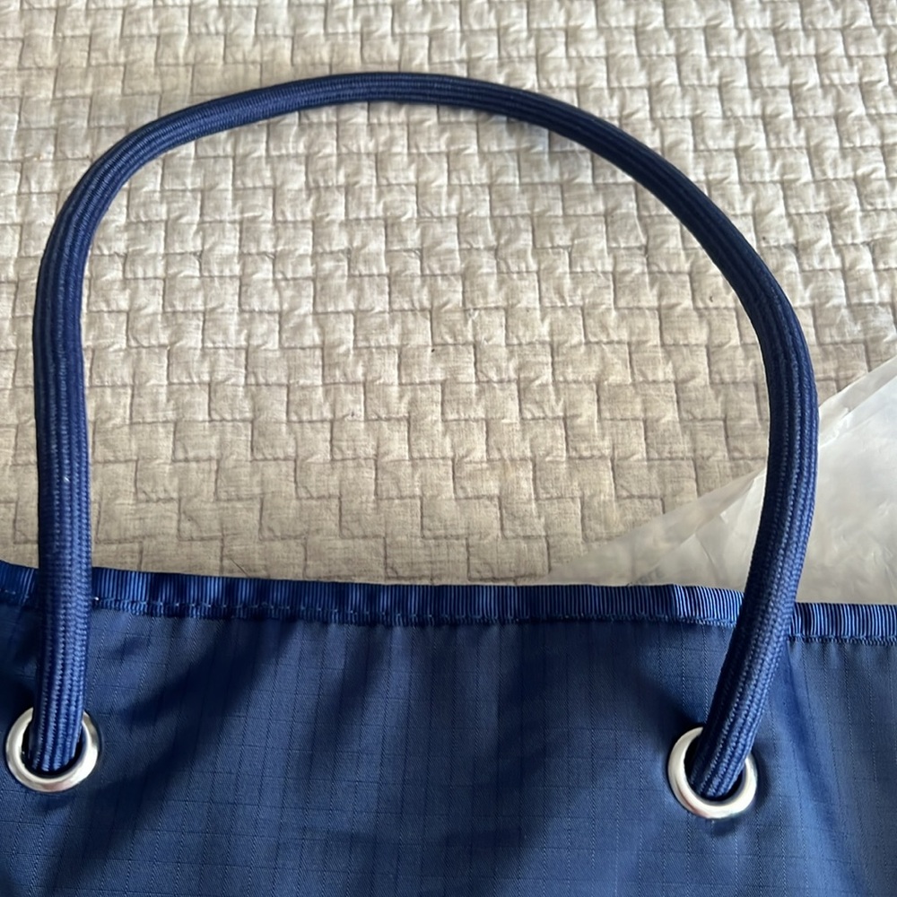 Victorias Secret Pink reversible bag. NWT! - Picture 7 of 7